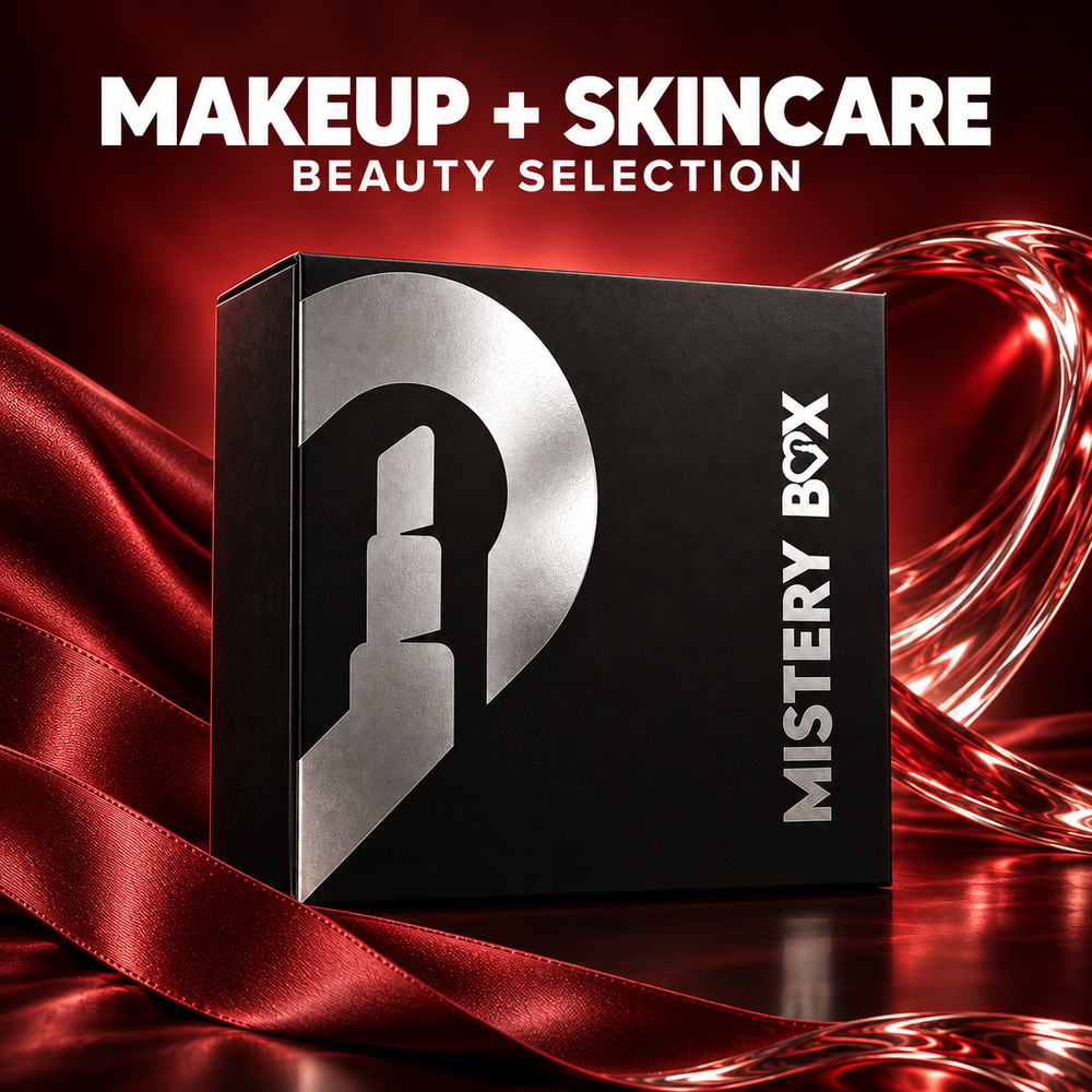 Mystery Box Makeup e Skincare Beauty Selection, scatola nera chiusa con stampa argento in una scenografia rossa e nera; contenuto non mostrato.